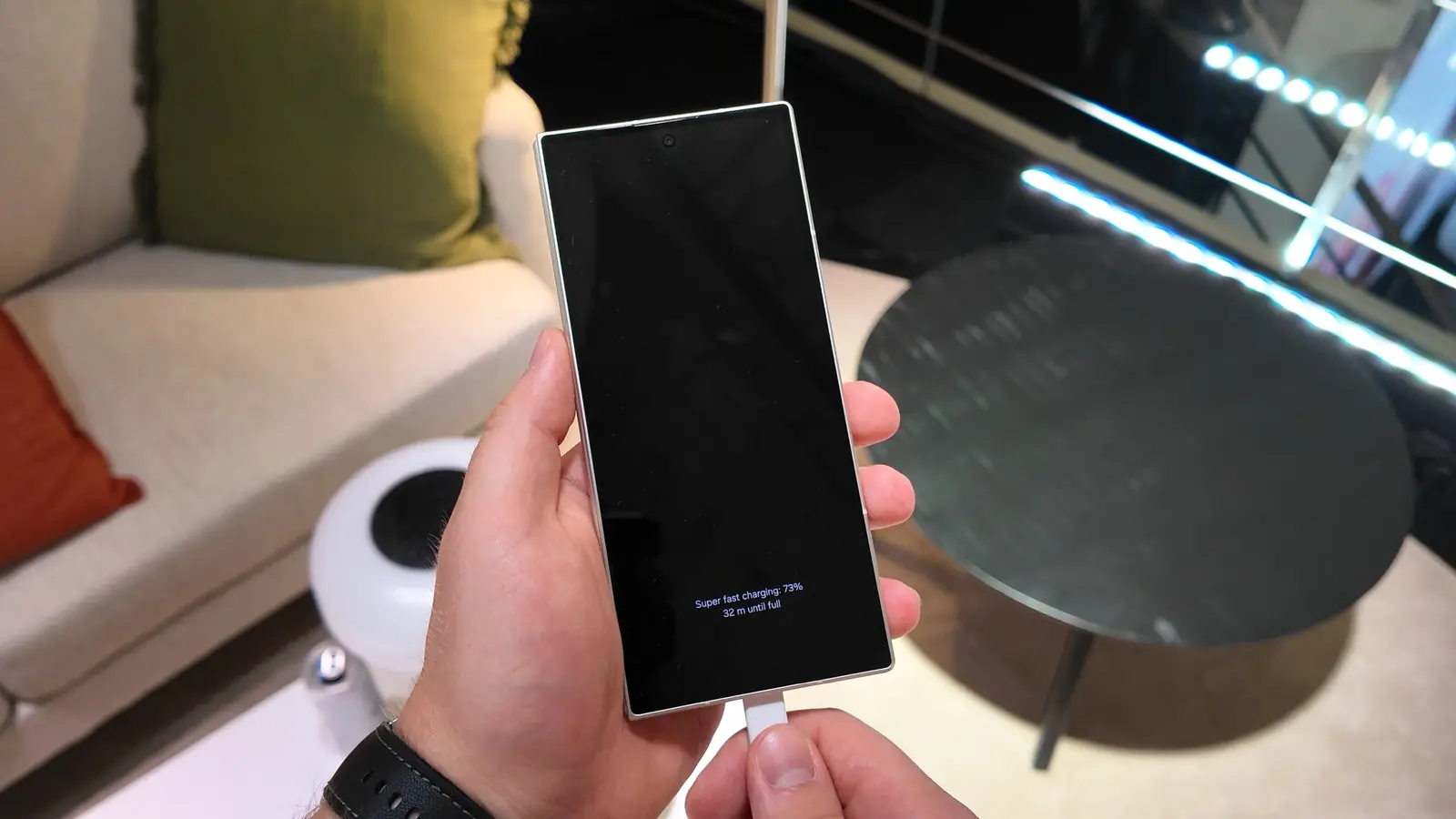 Galaxy S27 Ultra: rychlejší nabíjení a odstranění odlesků