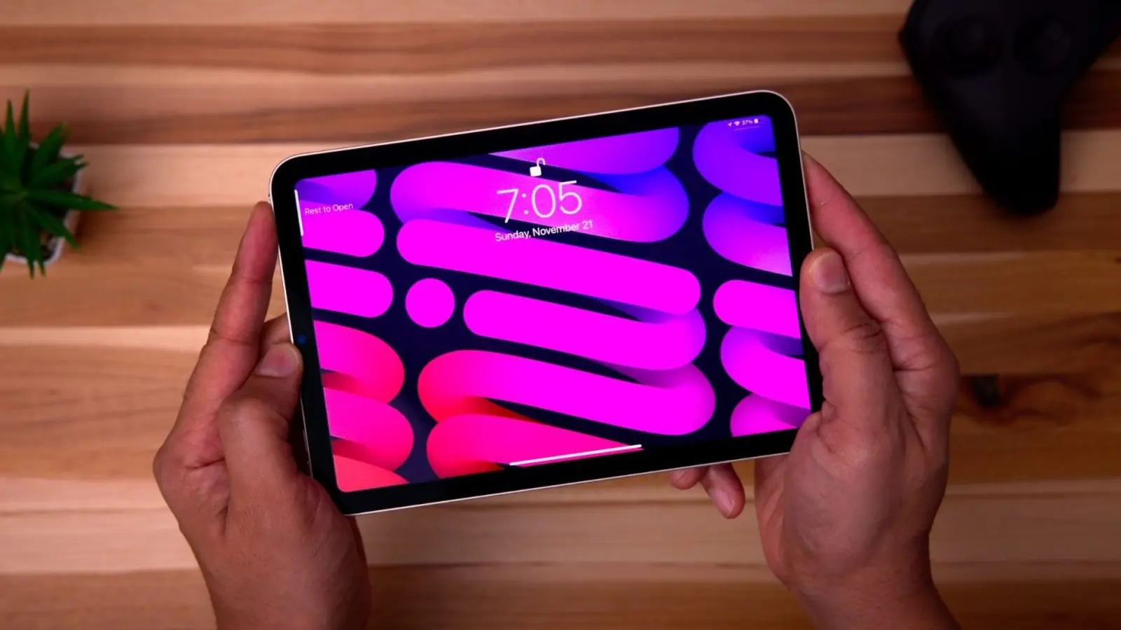 Apple zve vybraná média na celodenní launch v LA 28. října
