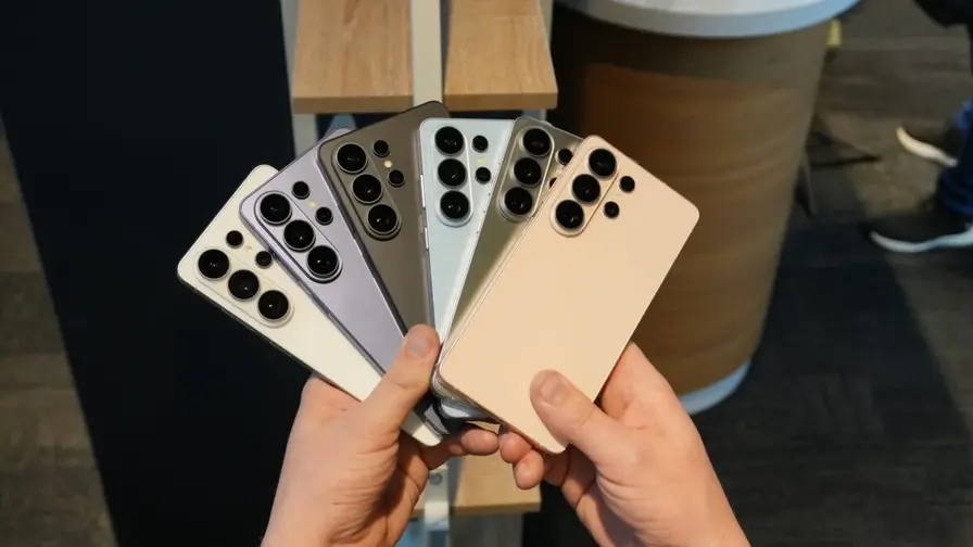 Samsung zvažuje zdražení řady Galaxy S26 v Koreji
