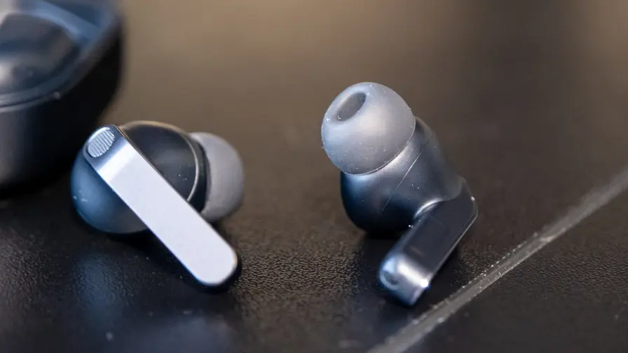 Samsung možná upraví doporučení pro přehřáté Galaxy Buds